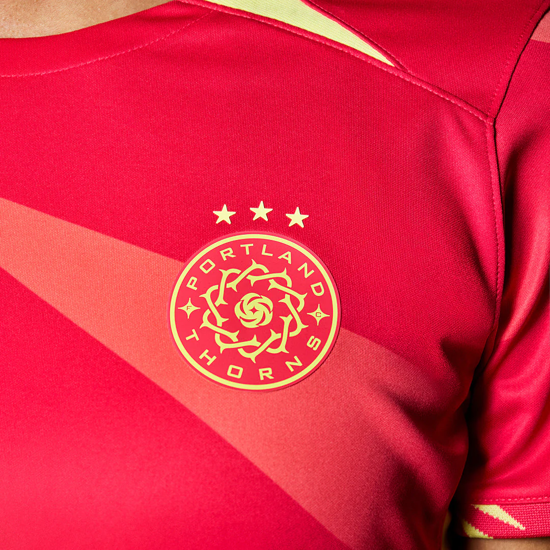 Unisex Portland Thorns Nike Red 2024 FC Primary Replica Jersey - Image 6